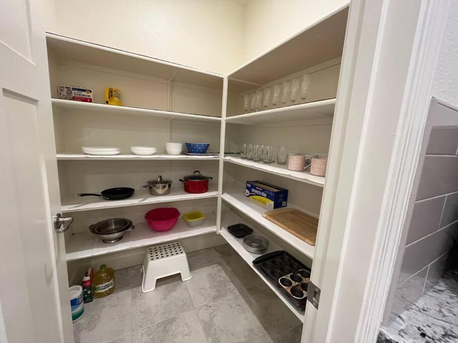 Brand-New, Beautiful & Stylish Home In Sacramento! Екстериор снимка