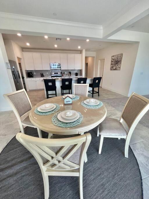 Brand-New, Beautiful & Stylish Home In Sacramento! Екстериор снимка
